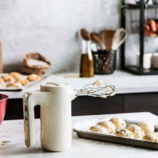 Міксер акумуляторний KitchenAid 5KHMB732EAC - кремовий