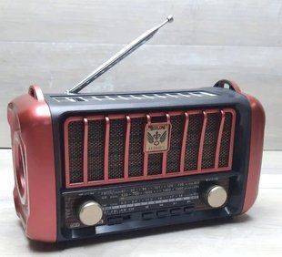 Радиоприемник со съемным аккумулятором с фонариком GOLON RX-2333BTS - Bluetooth, USB, SD, солнечная панель
