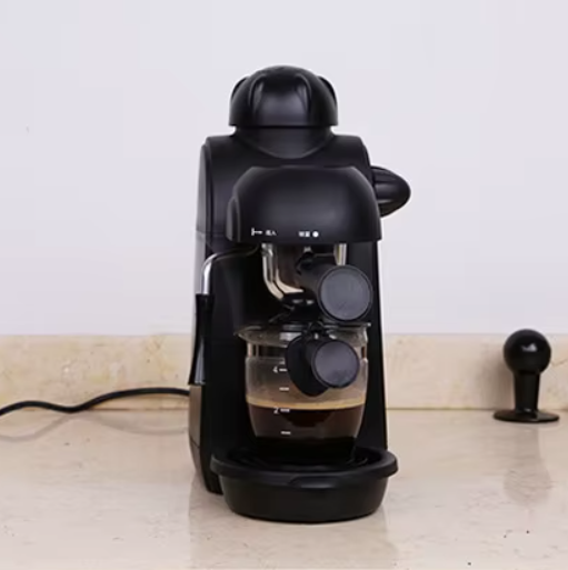 Кофеварка Edenberg EB-61136 в интерьере кухни